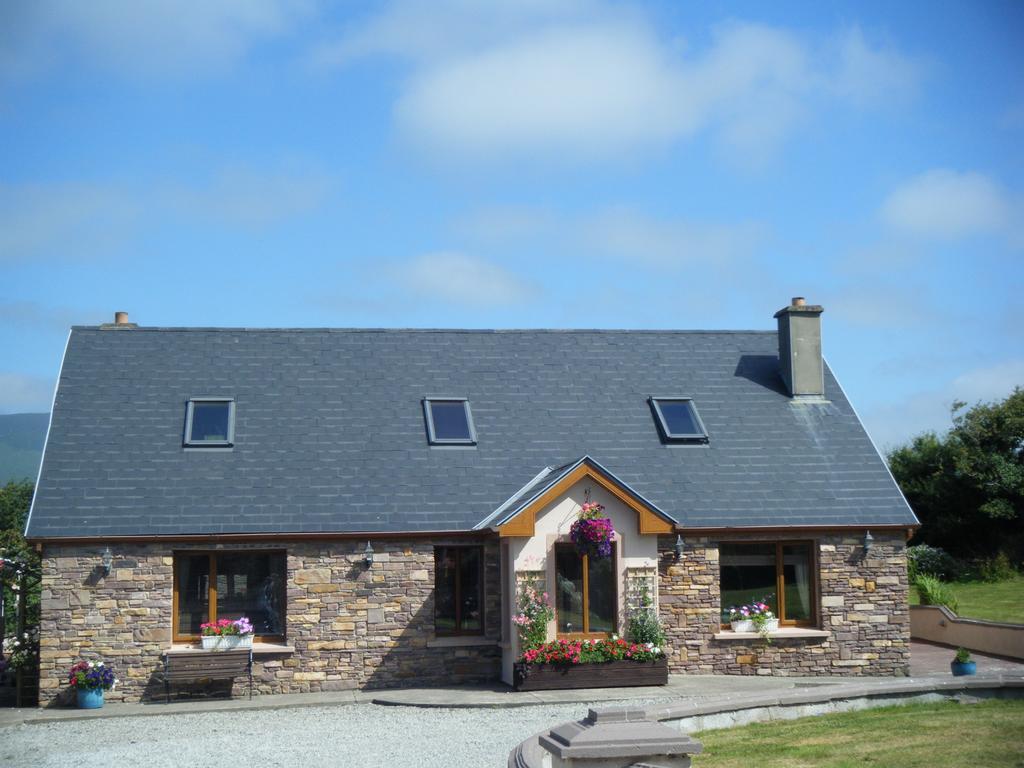 Restmore B&B Annascaul Экстерьер фото